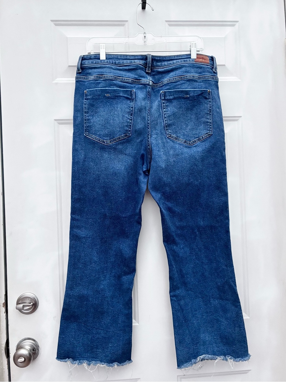 Zara High Rise Cropped Kick Flare Jeans Raw Hem Stretch Blue Denim Size 12